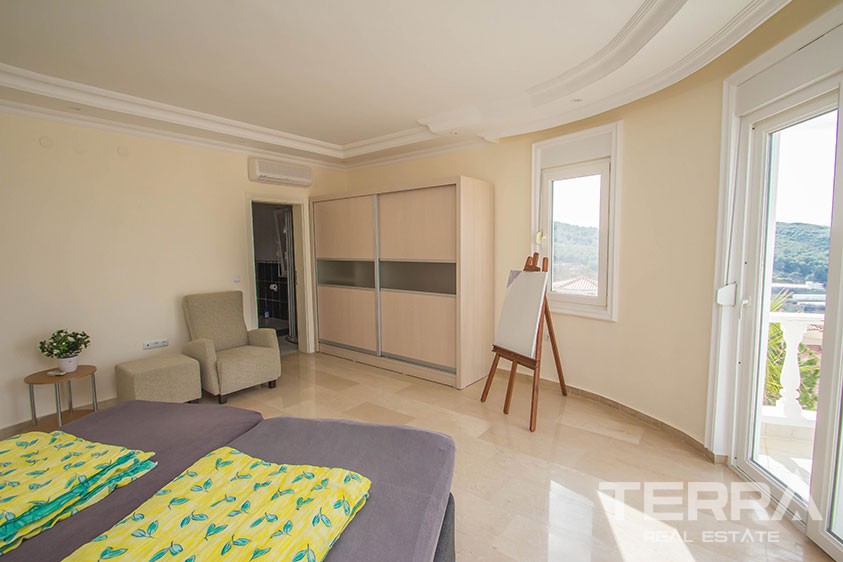 Villas for sale in Alanya with spectacular sea view - 8873