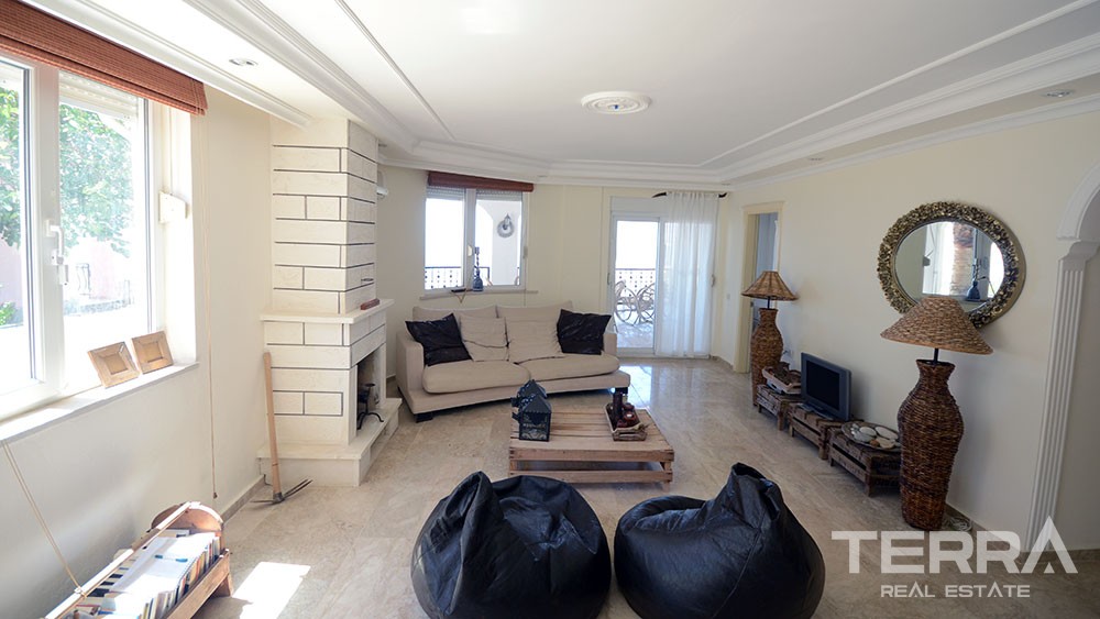 Sea view villa with private swimming pool in Alanya, Kargicak - 8940