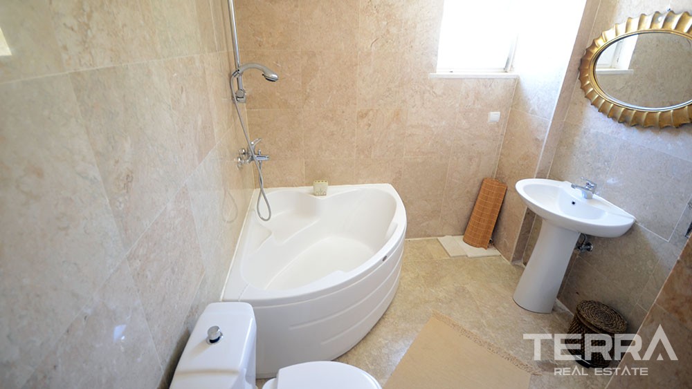 Sea view villa with private swimming pool in Alanya, Kargicak - 8951