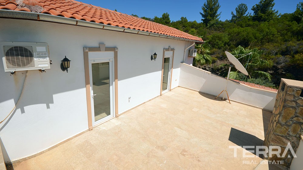 Sea view villa with private swimming pool in Alanya, Kargicak - 8959