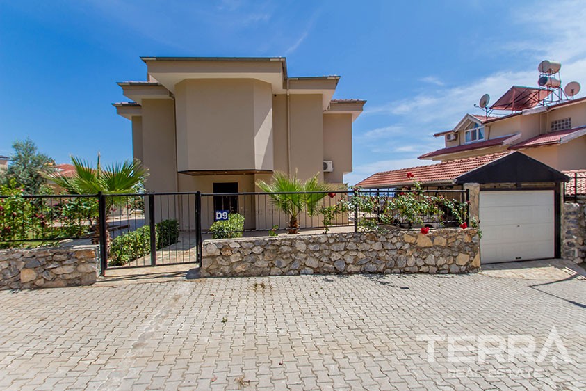 Villa with private swimming pool for sale in Alanya, Oba - 9048