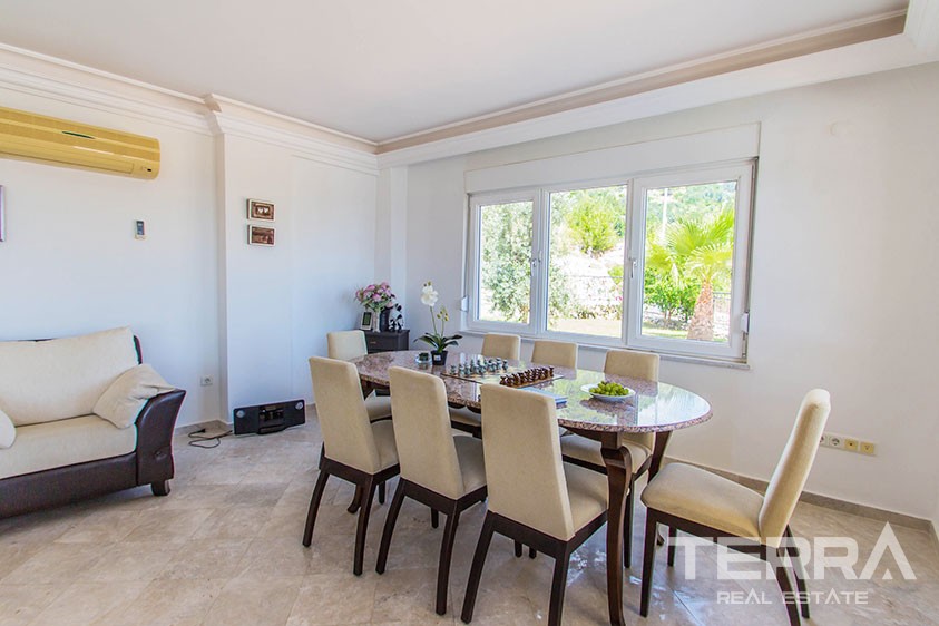 Villa with private swimming pool for sale in Alanya, Oba - 9054