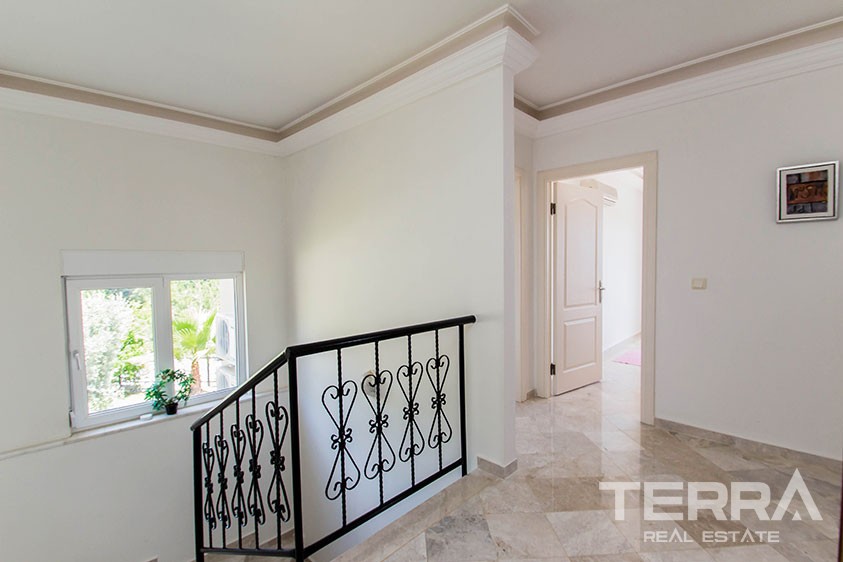 Villa with private swimming pool for sale in Alanya, Oba - 9059