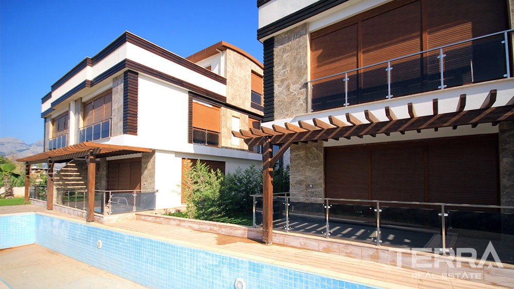 Luxury triplex villas for sale in Konyaalti, Antalya - 9180