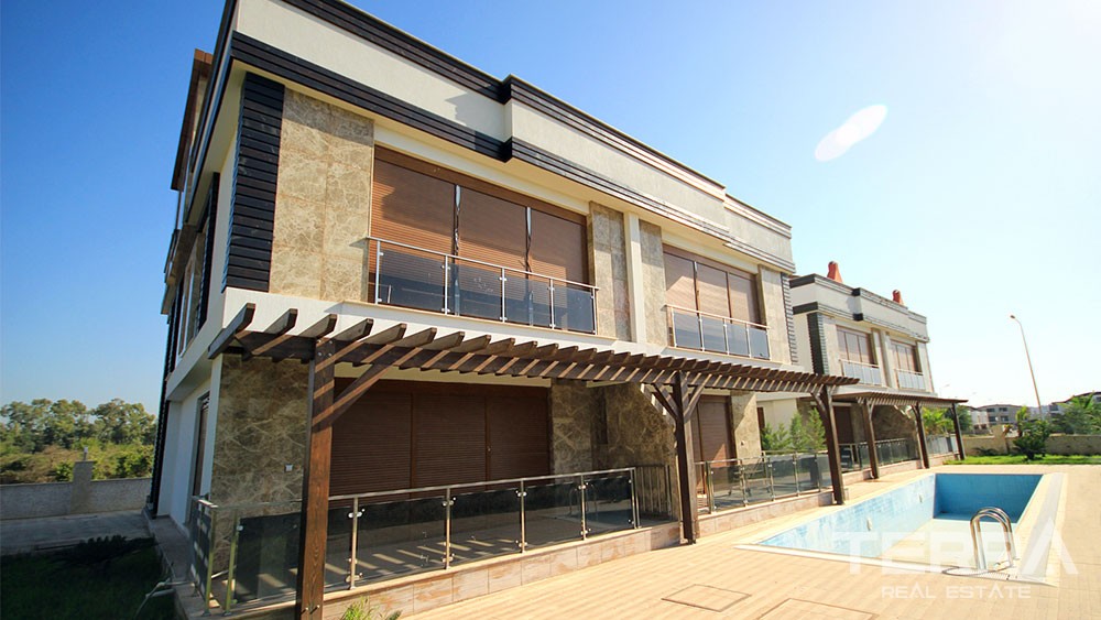 Luxury triplex villas for sale in Konyaalti, Antalya - 9182