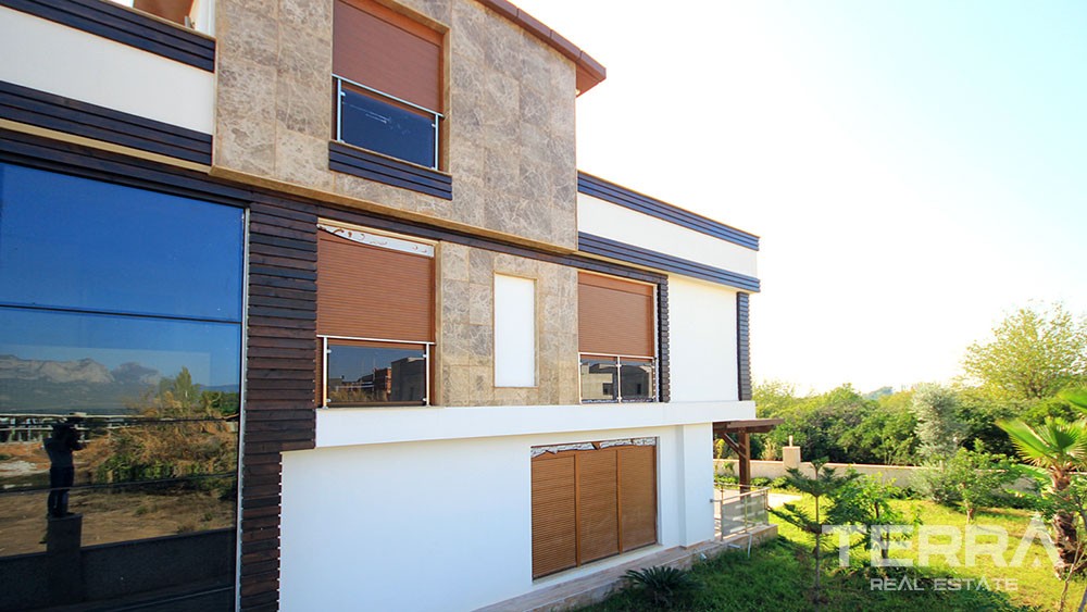 Luxury triplex villas for sale in Konyaalti, Antalya - 9185