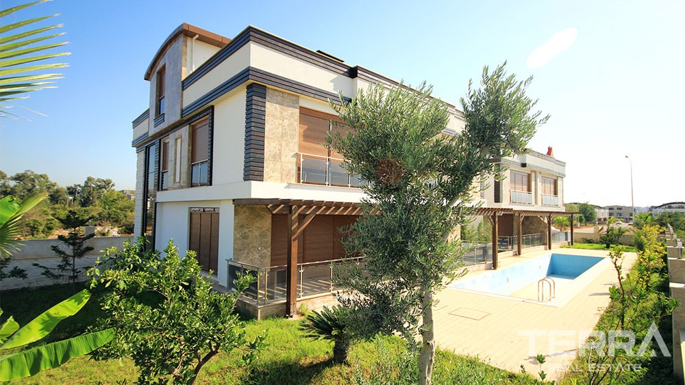 Luxury triplex villas for sale in Konyaalti, Antalya - 9186