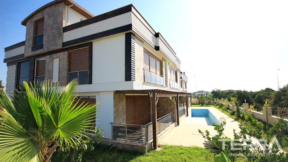 Luxury triplex villas for sale in Konyaalti, Antalya - 9189
