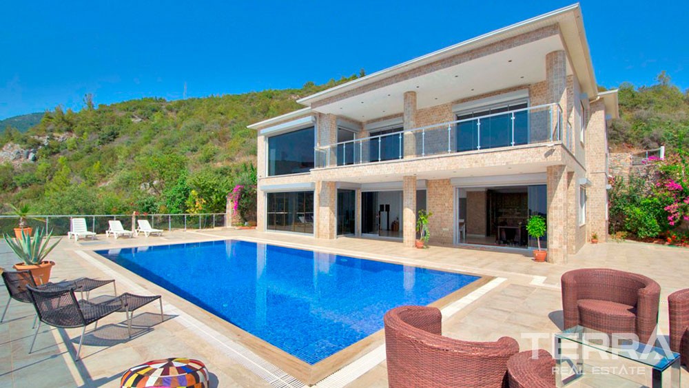 Villa for Sale in Alanya with a spectacular sea view - 9423