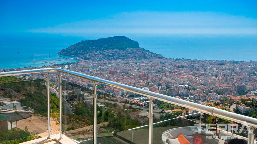 Villa for Sale in Alanya with a spectacular sea view - 9458