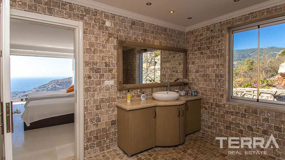Villa for Sale in Alanya with a spectacular sea view - 9468