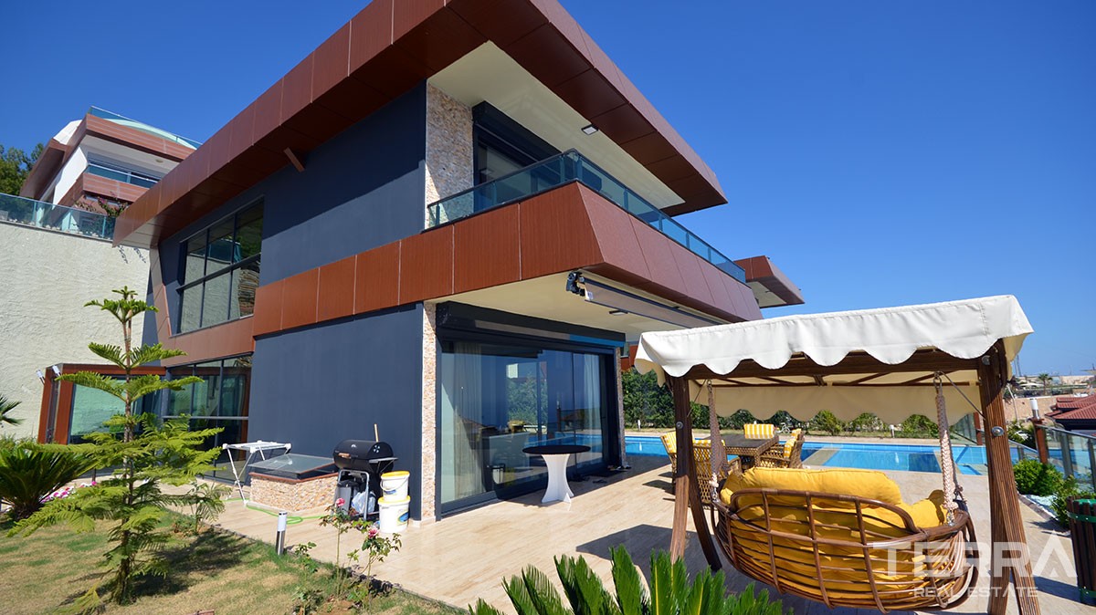 Villas for sale in Bektas, Alanya with pool & garage - 9535