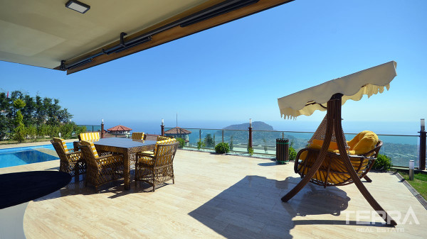 Villen zu verkaufen in Bektas, Alanya mit Pool & Garage
