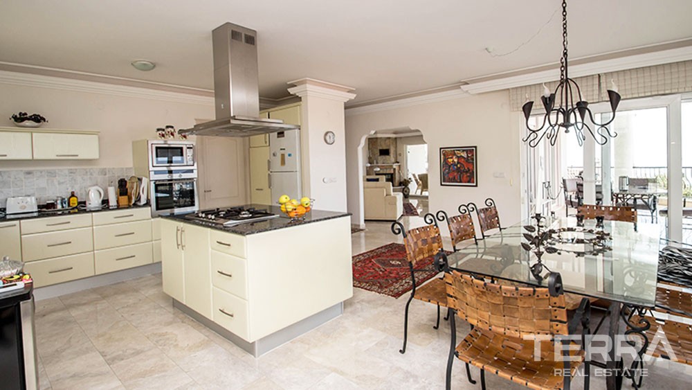 Unique mansion for sale in Alanya, Bektaş - 9588