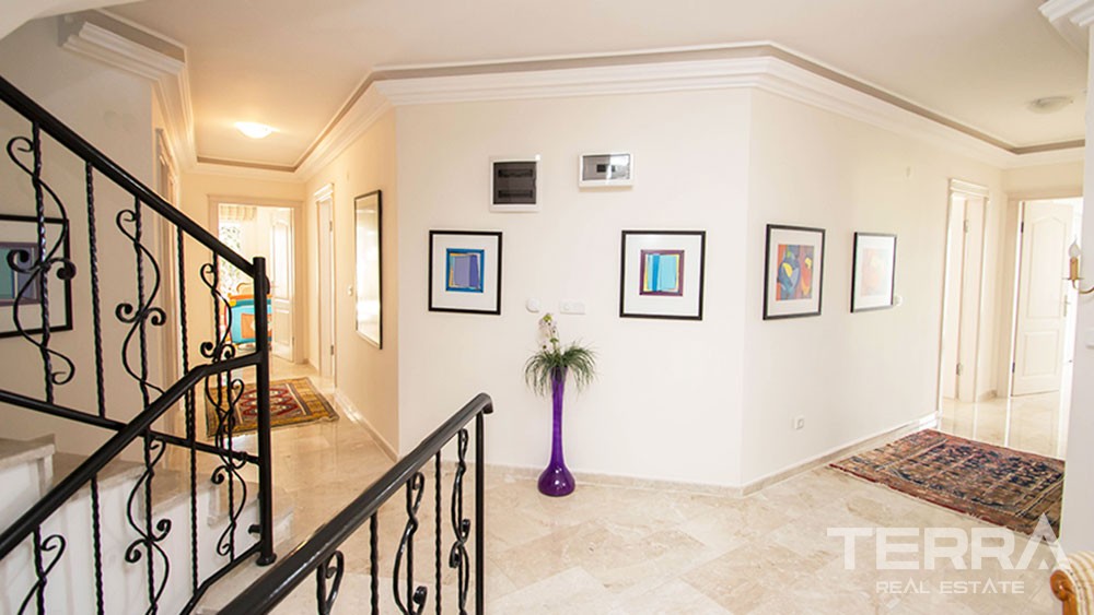 Unique mansion for sale in Alanya, Bektaş - 9595