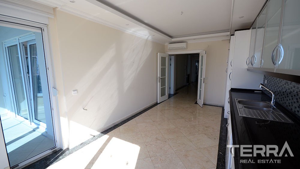 Hochwertige Wohnung in Alanya: Traumlage am Kleopatra-Strand - 9632