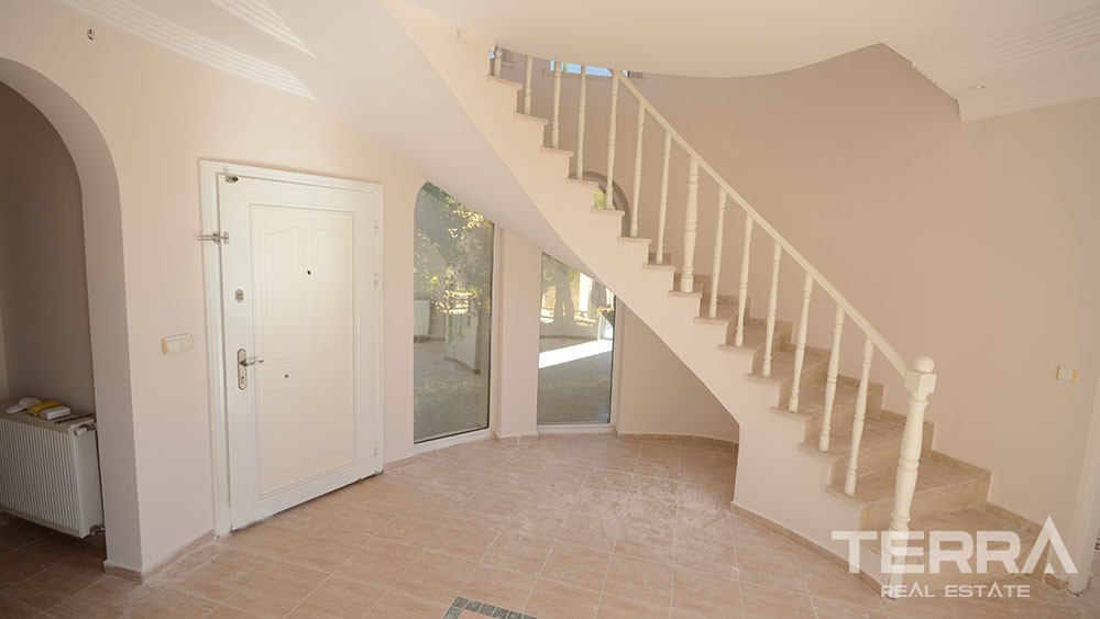 Villa zu verkaufen mit Panoramablick in Oba, Alanya - 9677