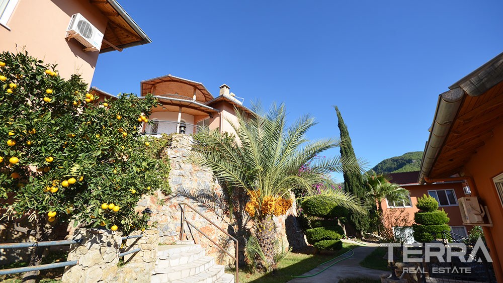 Villa zu verkaufen mit Panoramablick in Oba, Alanya - 9687