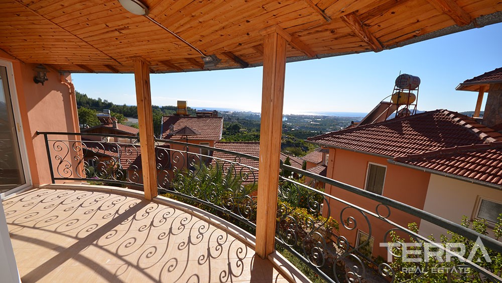 Villa zu verkaufen mit Panoramablick in Oba, Alanya - 9692