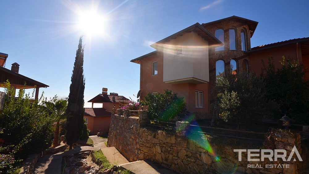Villa zu verkaufen mit Panoramablick in Oba, Alanya - 9694