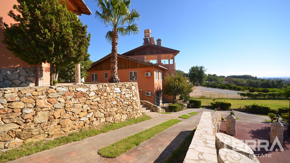 Villa zu verkaufen mit Panoramablick in Oba, Alanya - 9696