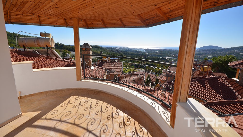 Villa zu verkaufen mit Panoramablick in Oba, Alanya - 9701