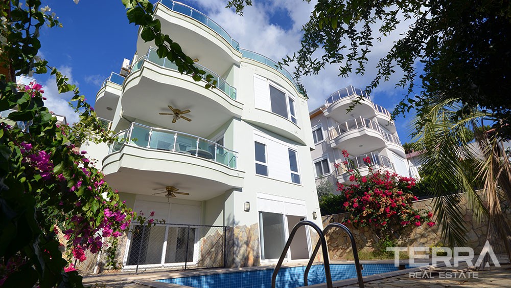 Sea view villa for sale in Alanya City with private pool - 9925