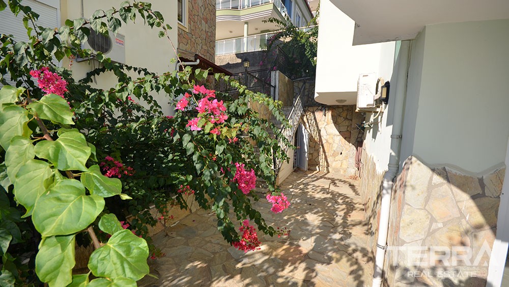 Sea view villa for sale in Alanya City with private pool - 9928
