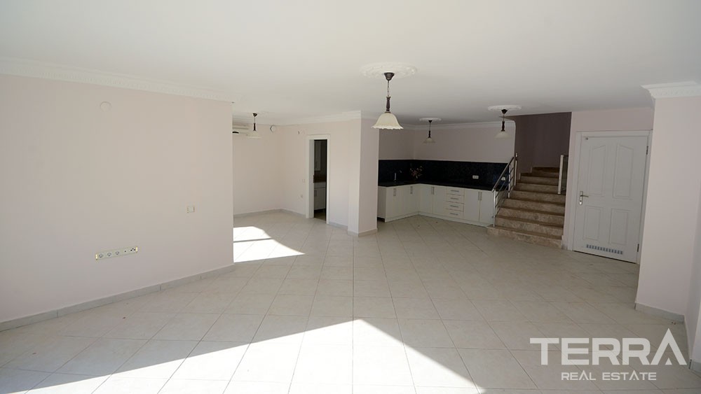 Sea view villa for sale in Alanya City with private pool - 9933