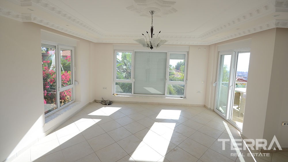 Sea view villa for sale in Alanya City with private pool - 9939