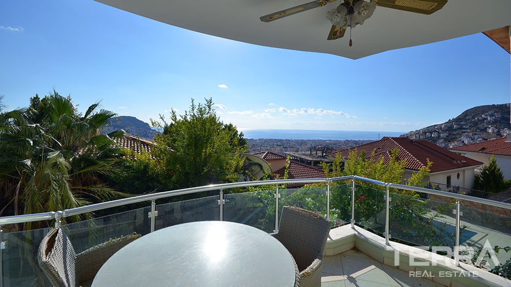 Sea view villa for sale in Alanya City with private pool - 9945