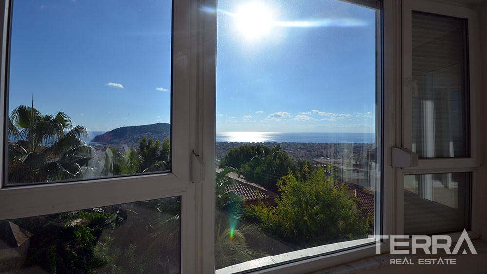 Sea view villa for sale in Alanya City with private pool - 9951