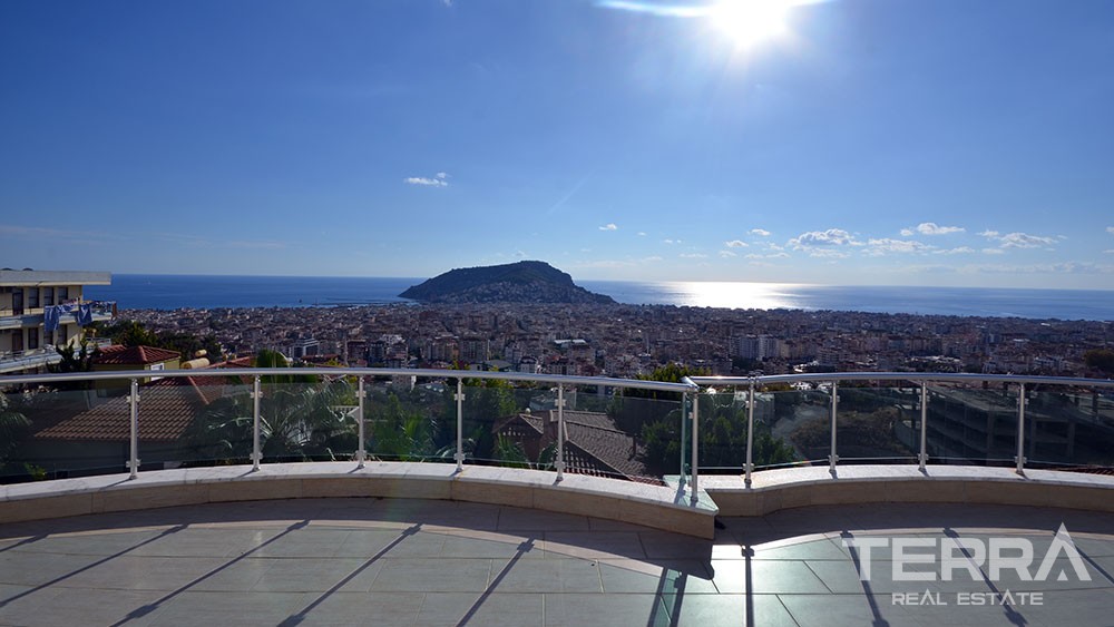 Sea view villa for sale in Alanya City with private pool - 9960