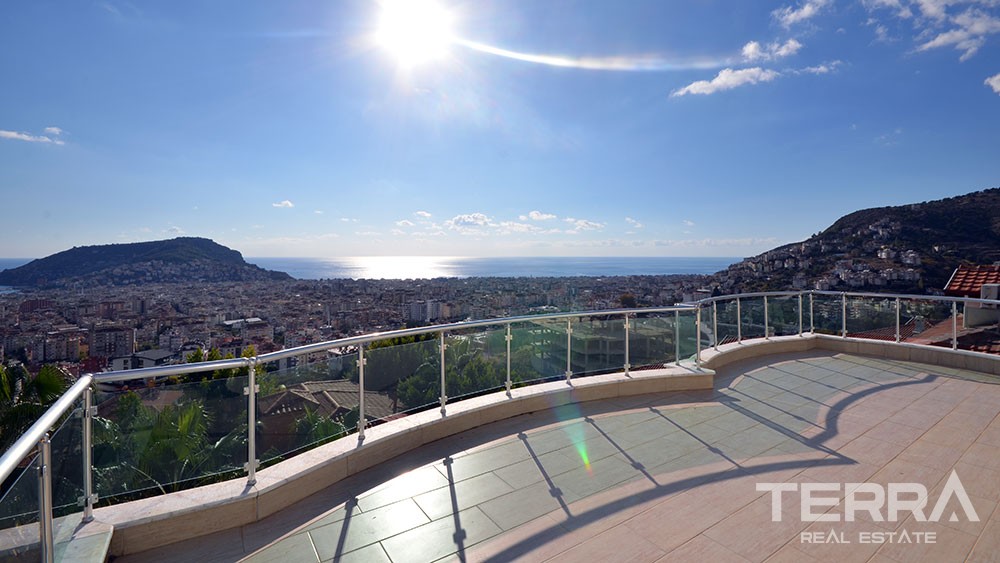 Sea view villa for sale in Alanya City with private pool - 9961