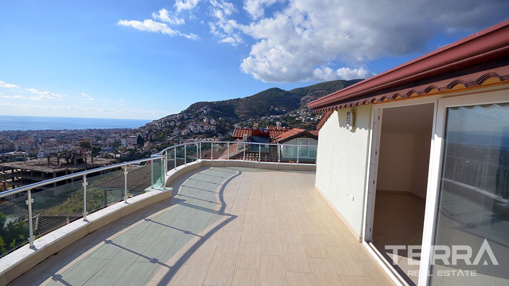 Sea view villa for sale in Alanya City with private pool - 9965