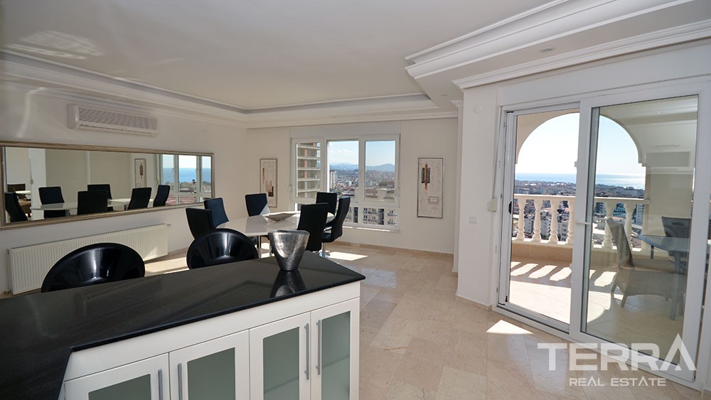Sea view penthouse for sale in Cikcilli, Alanya - 10113