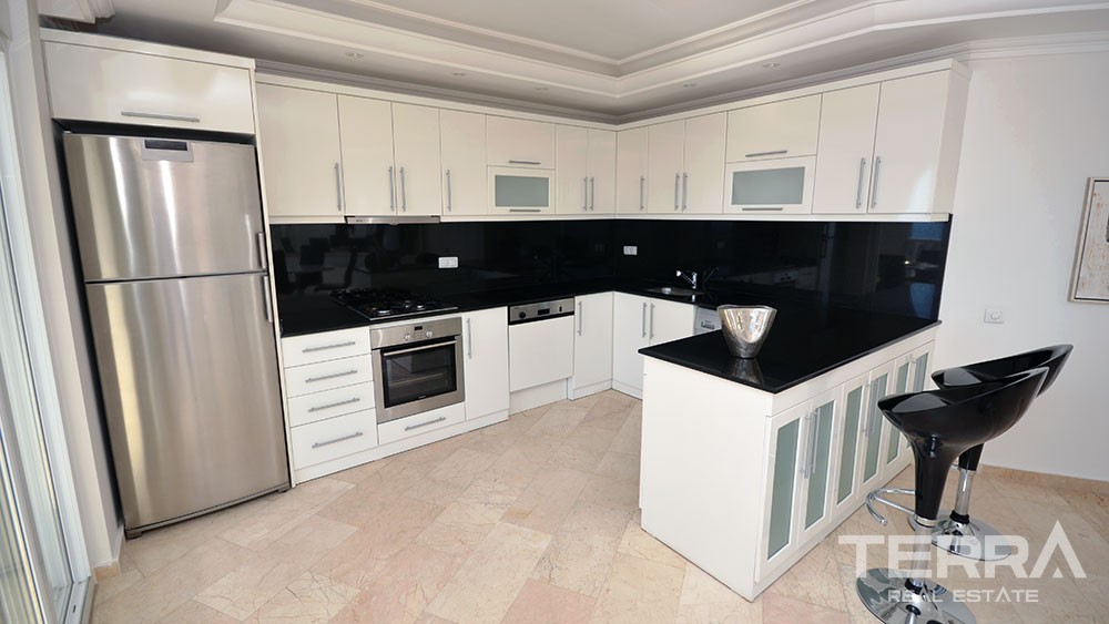 Sea view penthouse for sale in Cikcilli, Alanya - 10118