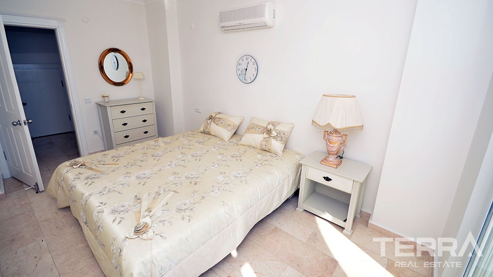 Sea view penthouse for sale in Cikcilli, Alanya - 10120