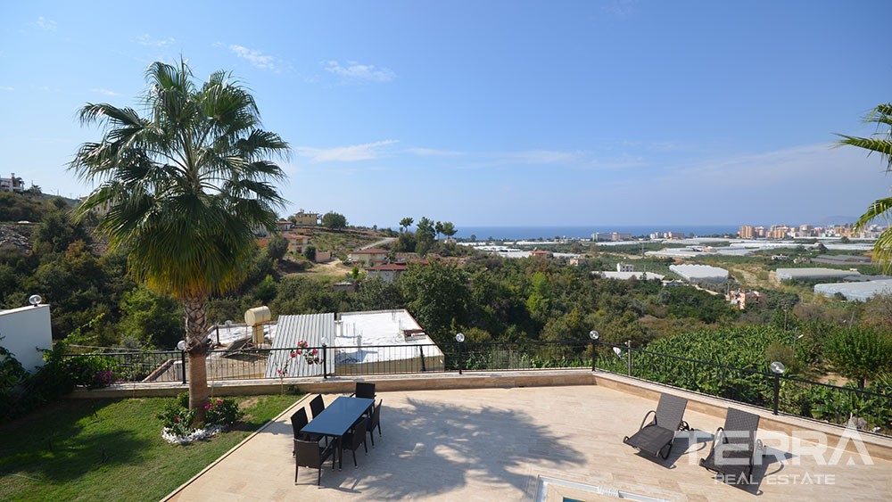Sea View Detached House With Private Pool in Alanya Kargıcak - 10157