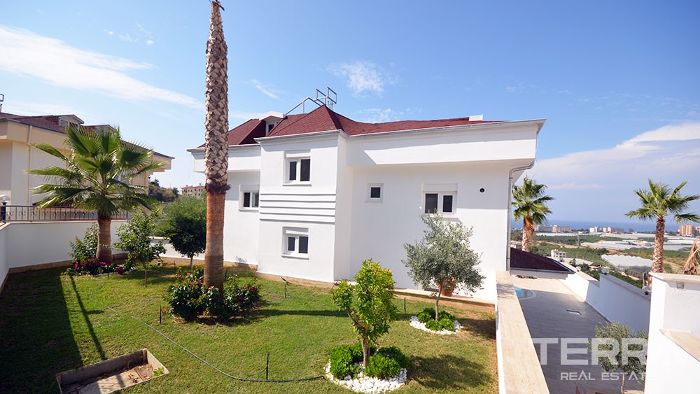 Sea View Detached House With Private Pool in Alanya Kargıcak - 10167
