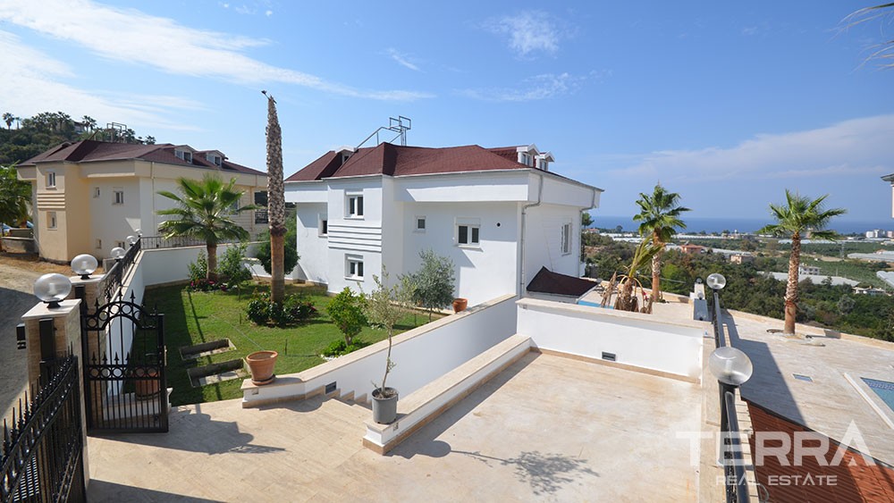 Sea View Detached House With Private Pool in Alanya Kargıcak - 10168