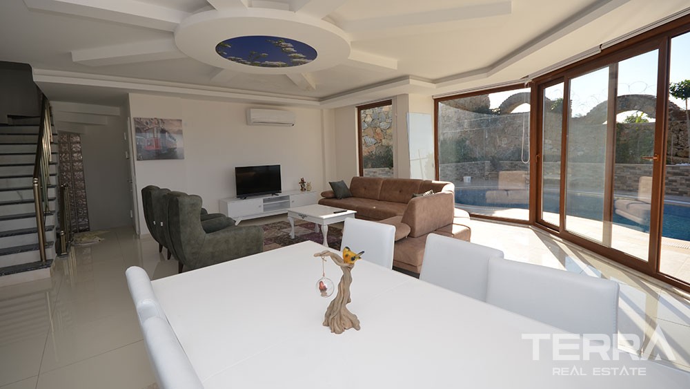 Detached villa for sale in Kargicak, Alanya - 10194