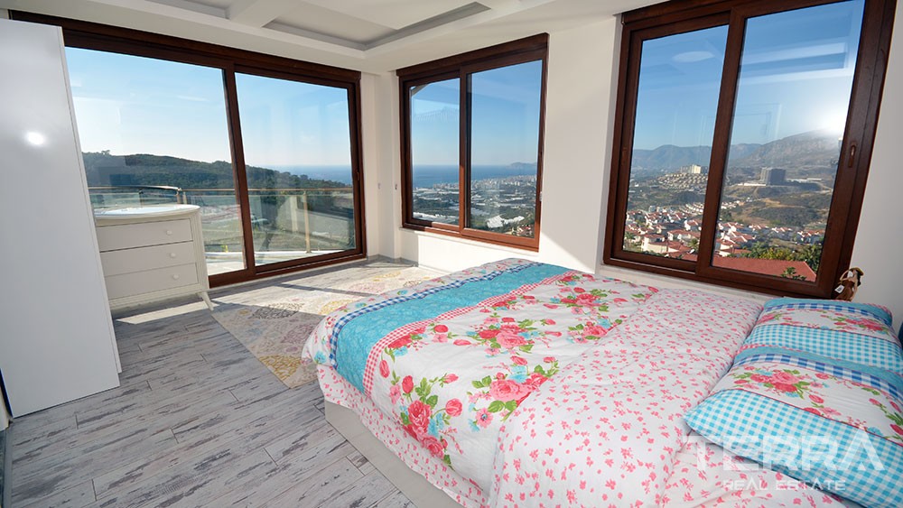 Detached villa for sale in Kargicak, Alanya - 10209