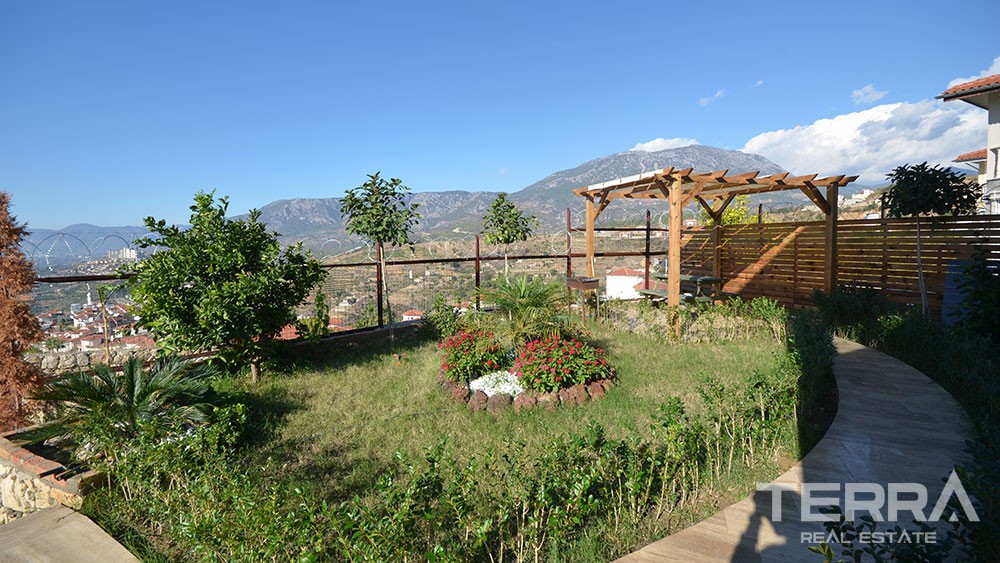 Detached villa for sale in Kargicak, Alanya - 10213