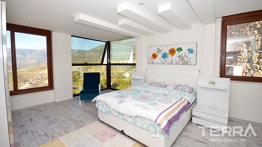 Detached villa for sale in Kargicak, Alanya - 10220