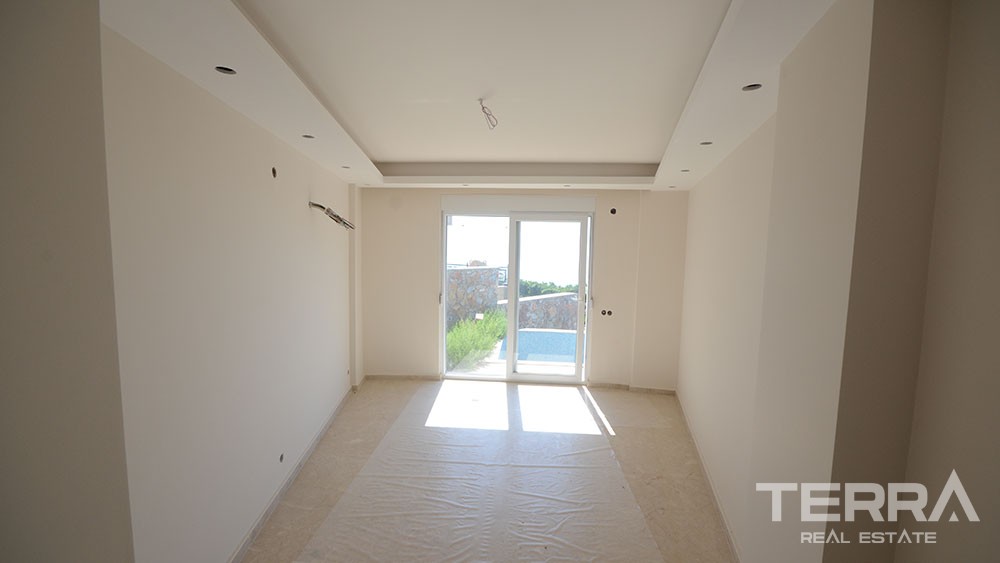 Seaview villa for sale in Alanya City with swimming pool - 10353
