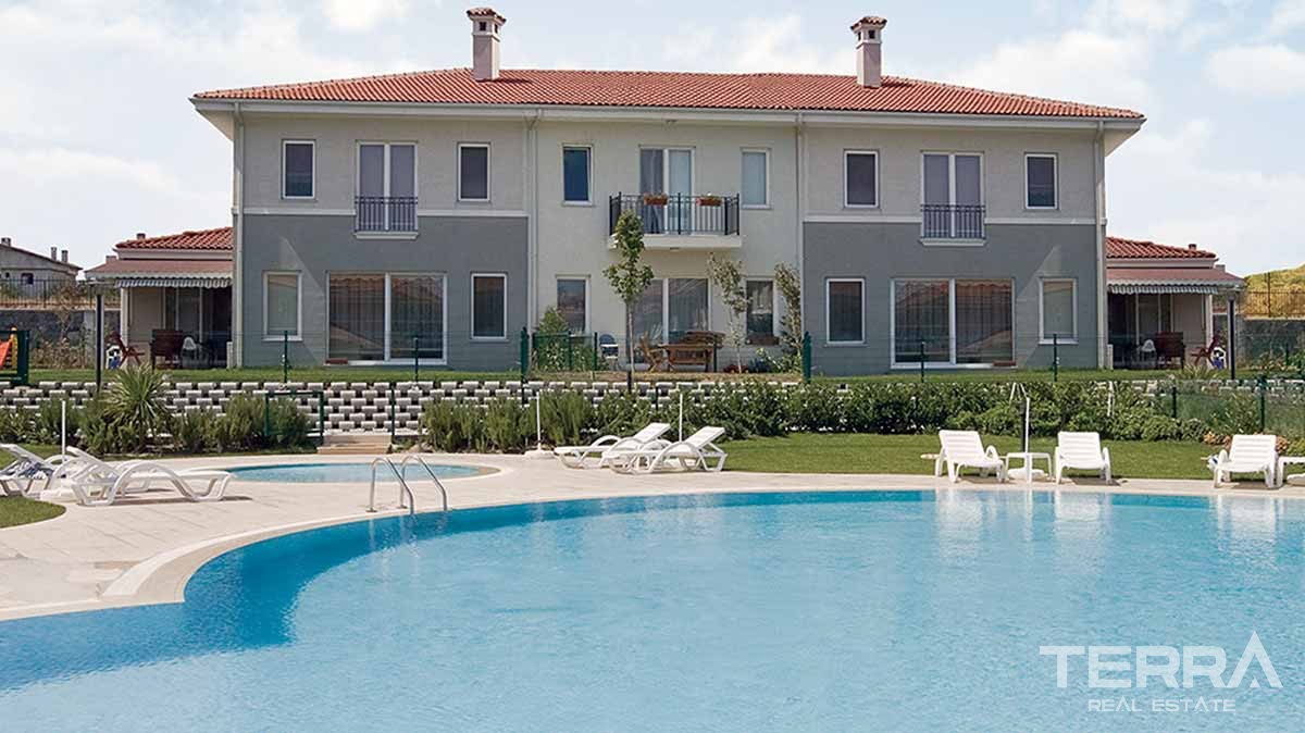 Villas for Sale with Private Marina in Istanbul Beylikdüzü - 10535