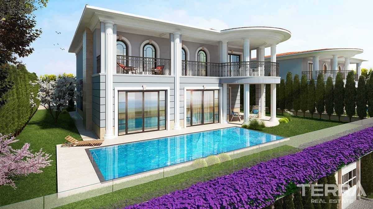 Villas for Sale with Private Marina in Istanbul Beylikdüzü