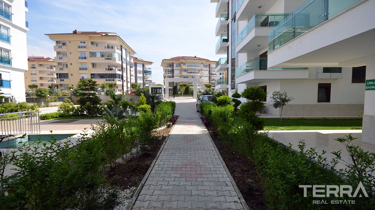 Exclusive beach front penthouse apartments for sale in Kestel Alanya - 10746