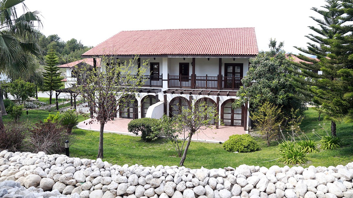 Fully Furnished Houses for sale with Hotel Concept close to Belek - 10763